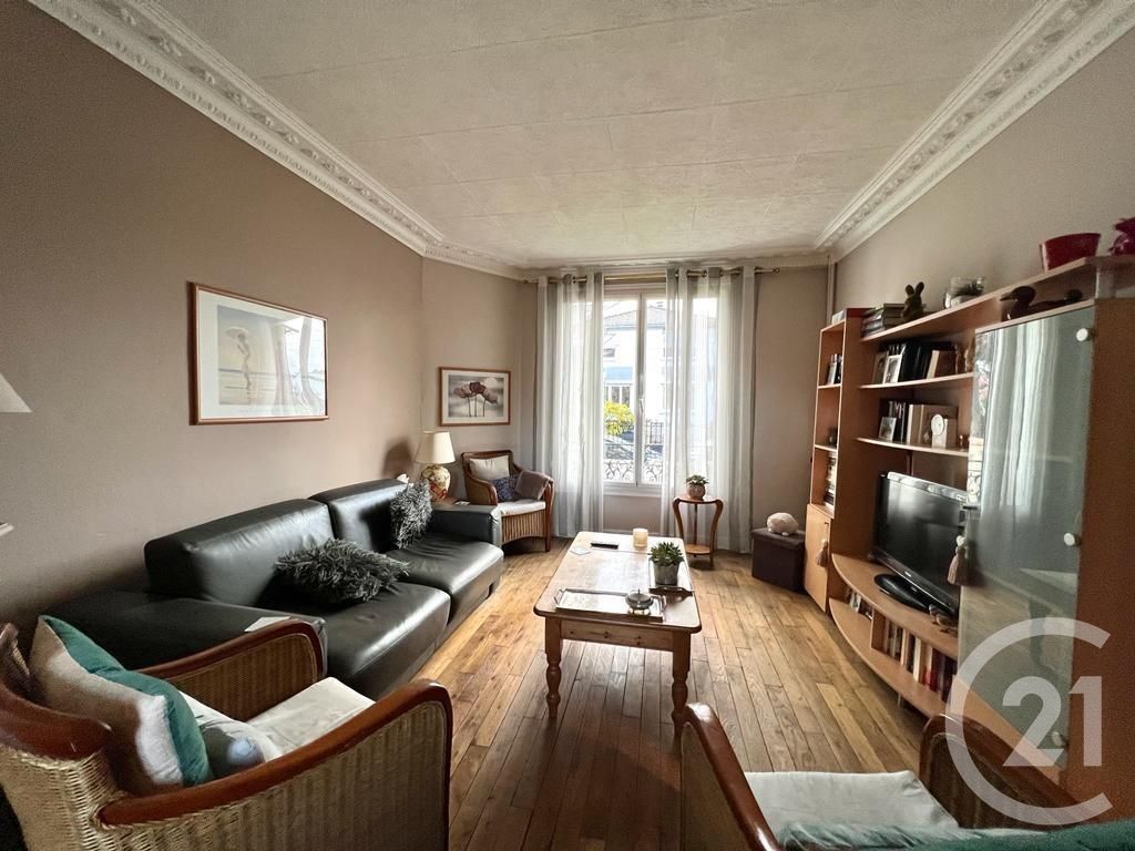 For sale: 70 sqm house in Houilles.