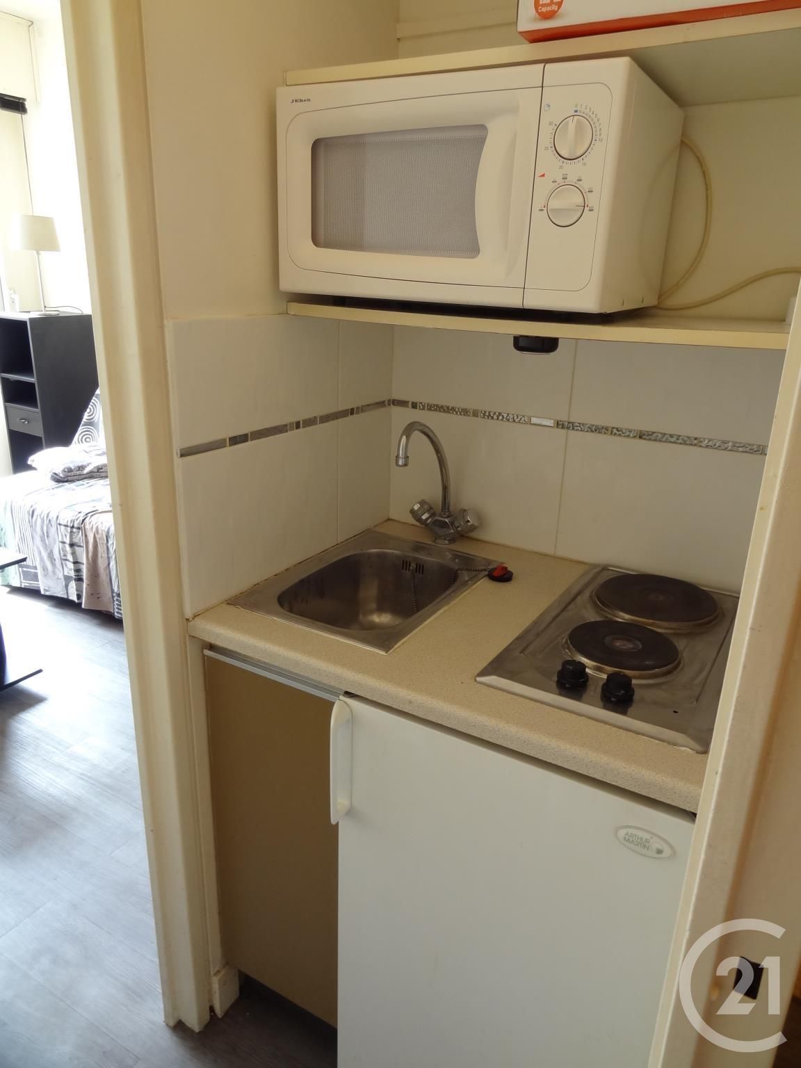 Location appartement de 18m2 à PARIS 20