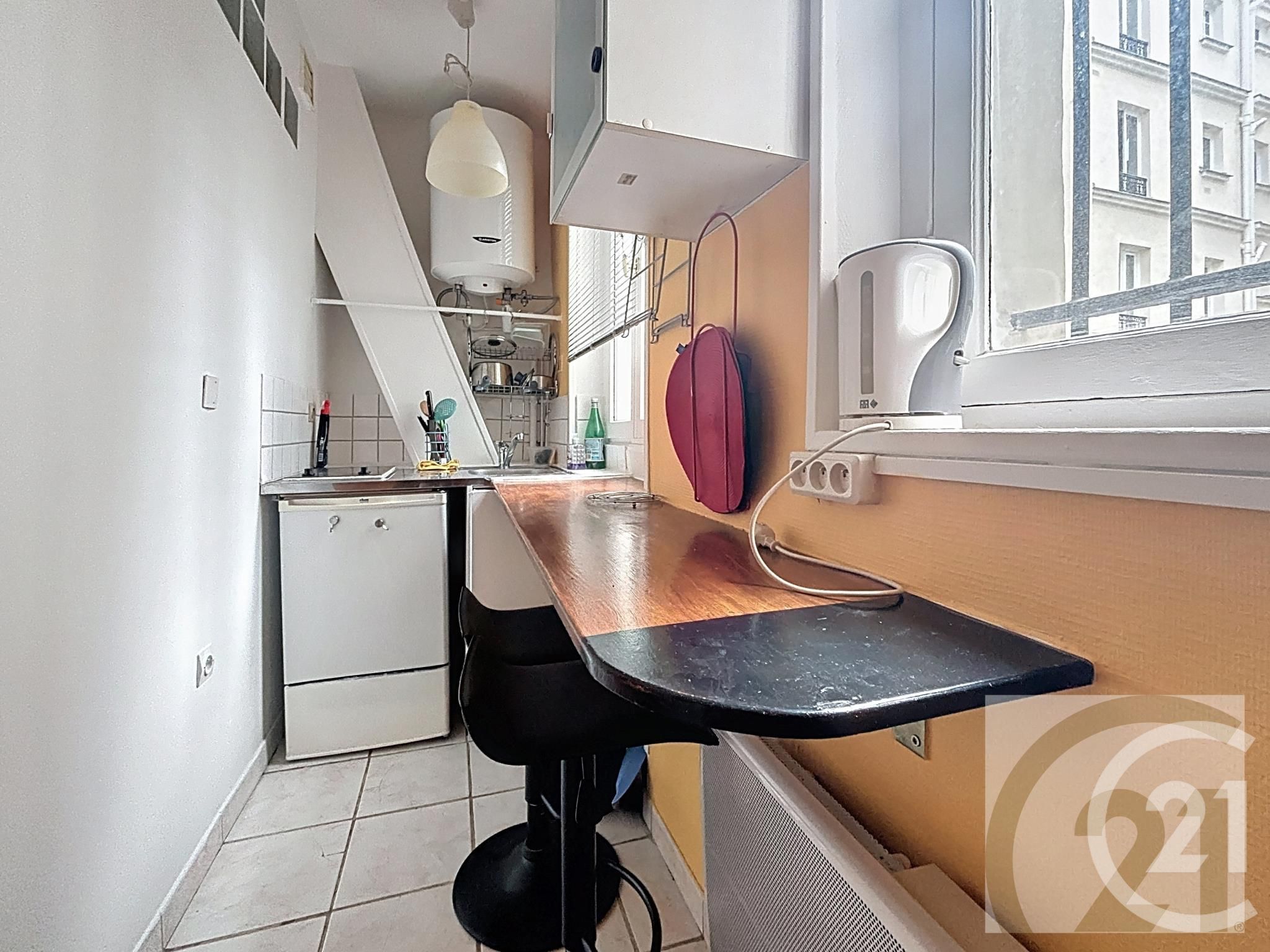 Vendita appartamento di 21 mq a PARIGI 18