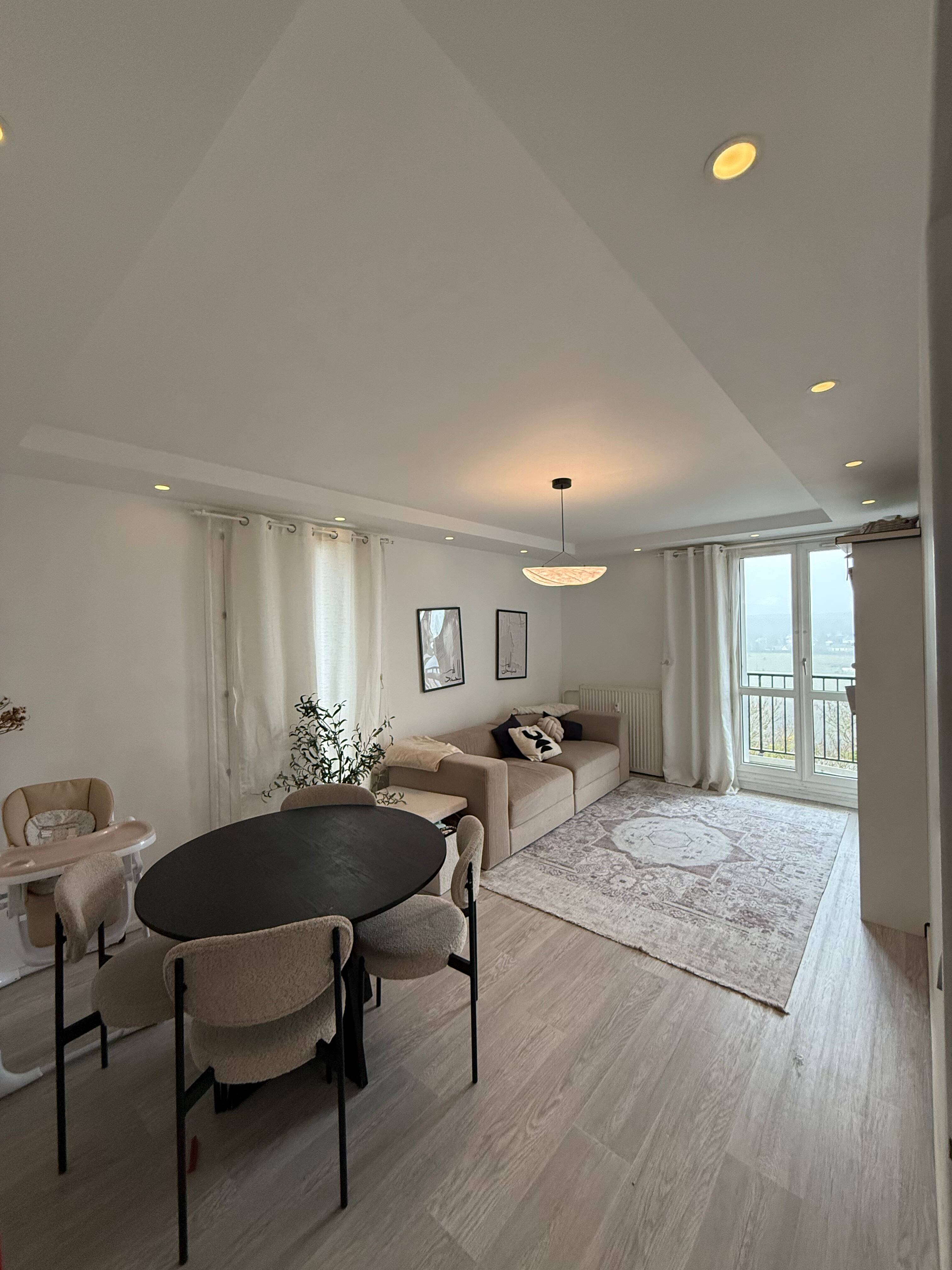 Appartement T3 64,5 m² refait à neuf vue Seine Corbeil Essonnes