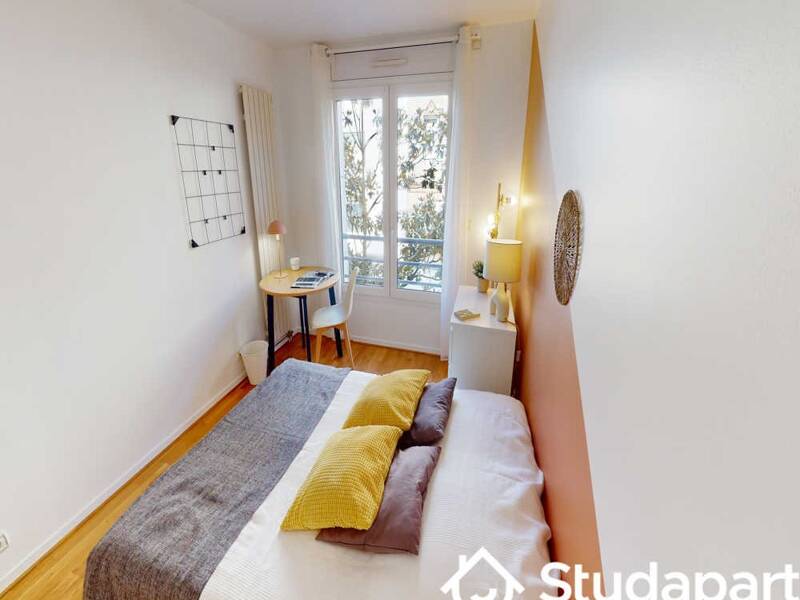 Affitto appartamento di 90 mq a COURBEVOIE