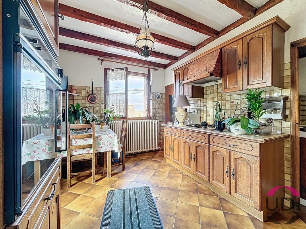 Vendita di una casa di 76 mq a CORBEIL ESSONNES