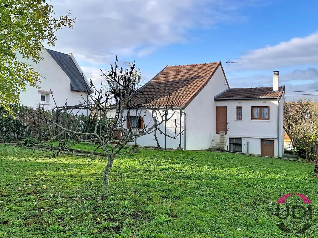 Maison 76 m² 3 chambres sous-sol Corbeil Essonnes calme