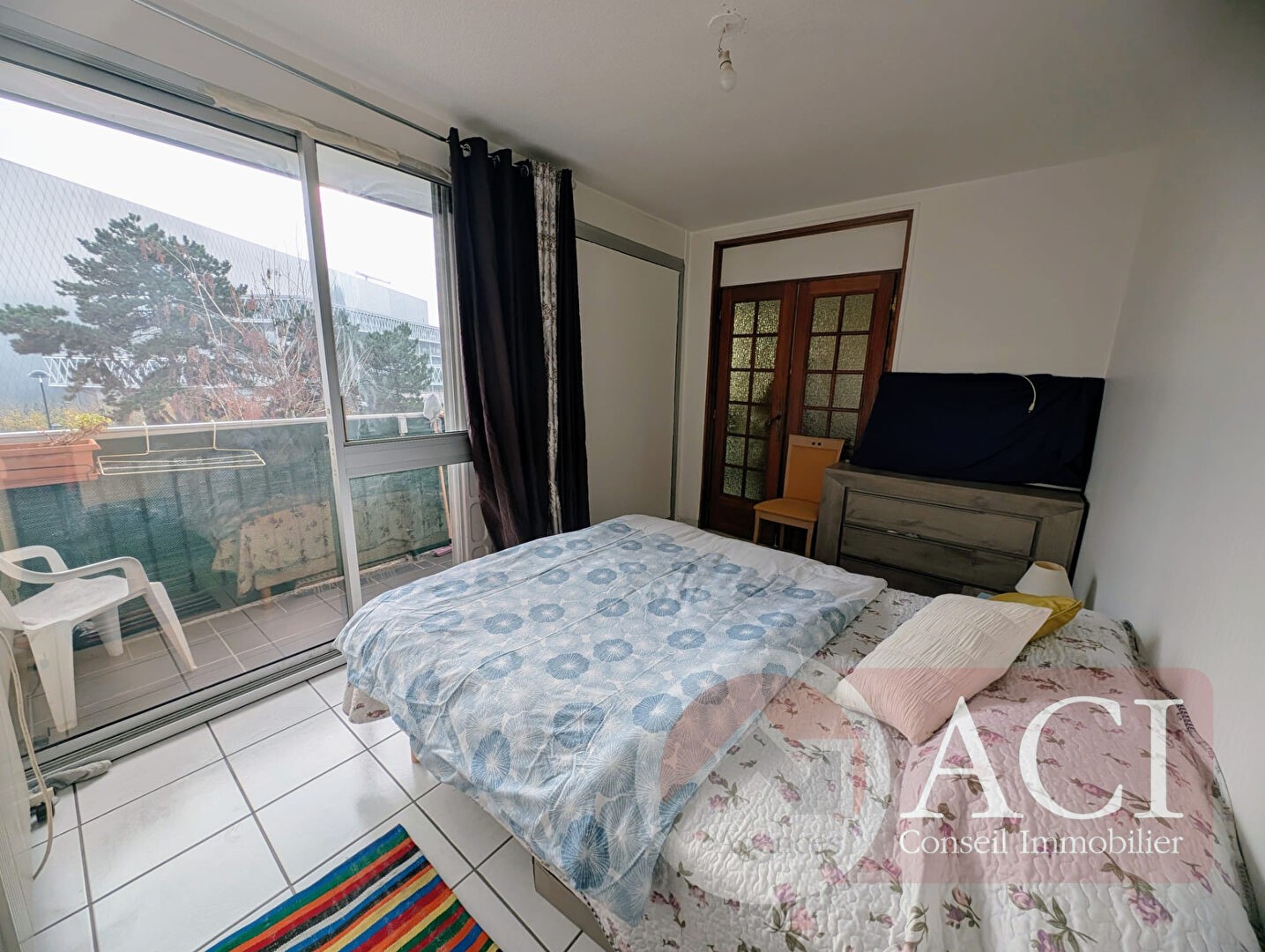 بيع شقة بمساحة 67م² في بييرفيت سور سين