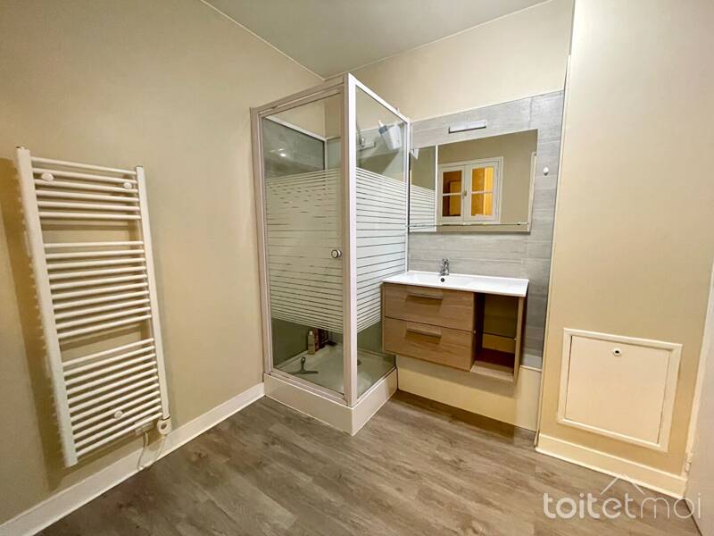 Location appartement de 30m2 à SAINT REMY LES CHEVREUSE