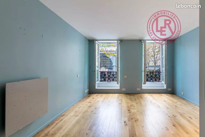 T2 47 m² rénové avec charme Paris 3 proche Carreau du Temple