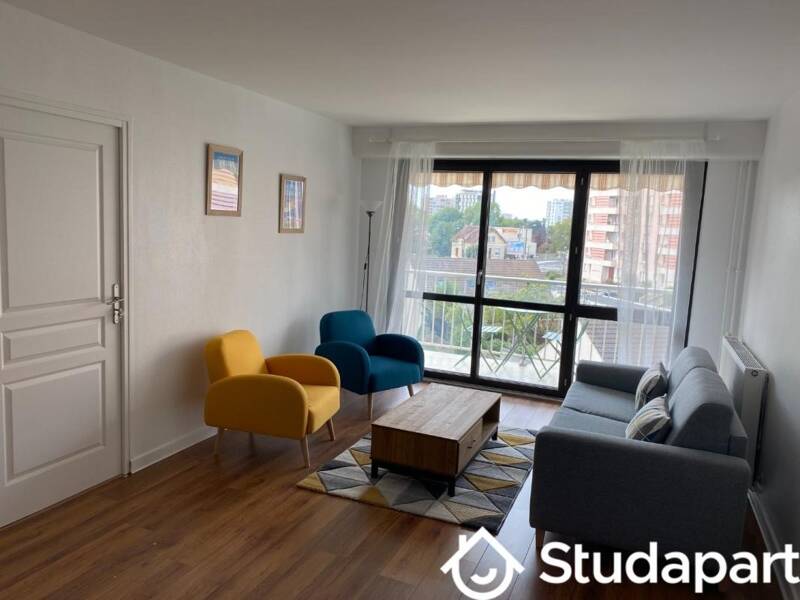 Appartement 86m2 4 pièces refait à neuf à Melun 77000