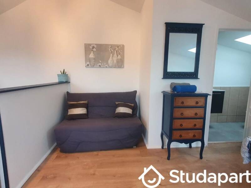 Appartement 26m2 dernier étage L'Hay les Roses 94240