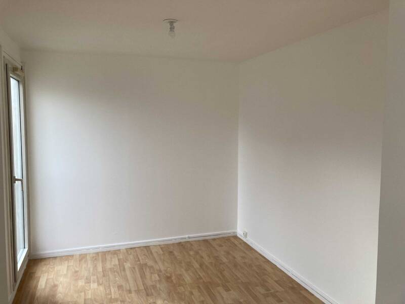 Apartment for rent of 72sqm in L'HAY LES ROSES