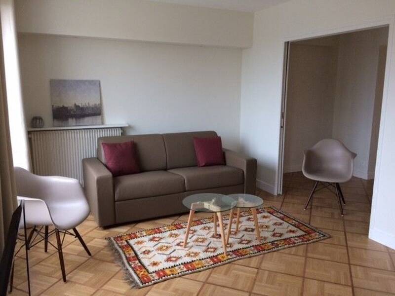 Apartment for rent, 84 sqm in VERSAILLES.