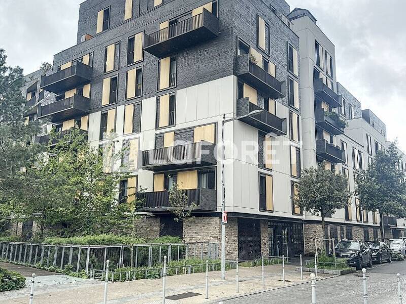 إيجار شقة 68م² F3 مشرقة مع شرفة في كولومب