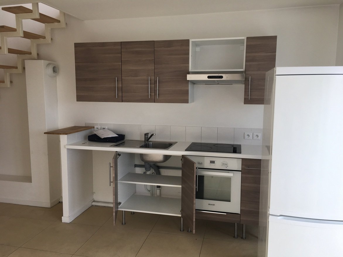 إيجار شقة بمساحة 37م² في أزنير سور سين