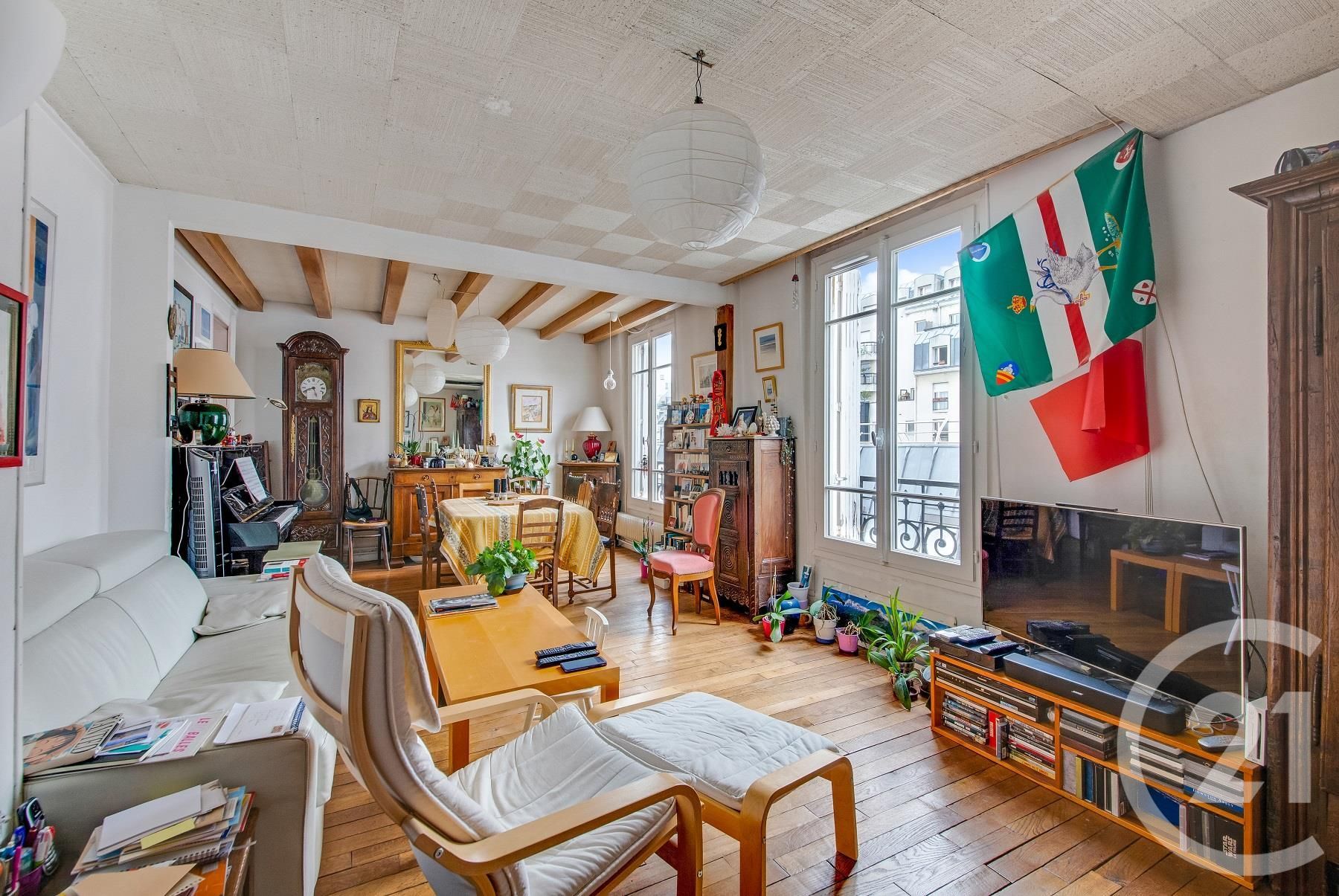 بيع شقة بمساحة 88م² في باريس 19