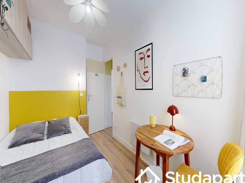 Location appartement de 70m2 à PARIS 10