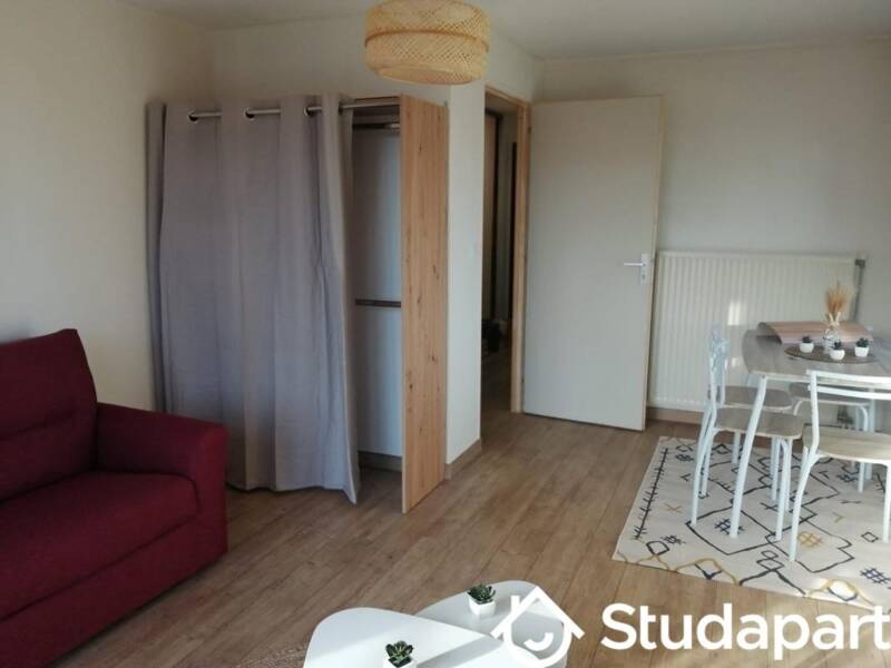 Location appartement de 17m2 à EVRY COURCOURONNES