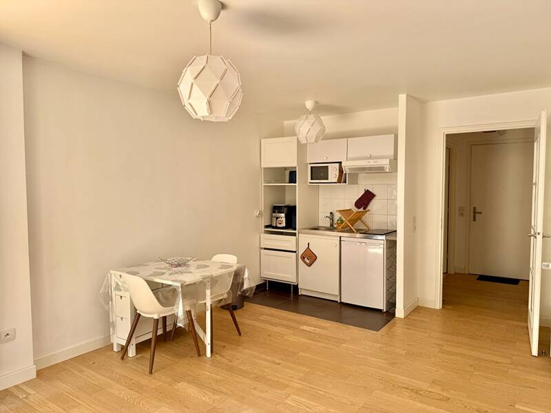 Affitto appartamento di 32 mq a Puteaux