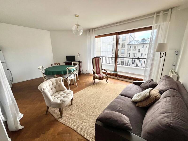 شقة للإيجار بمساحة 49م² في لو فالوا بيريه