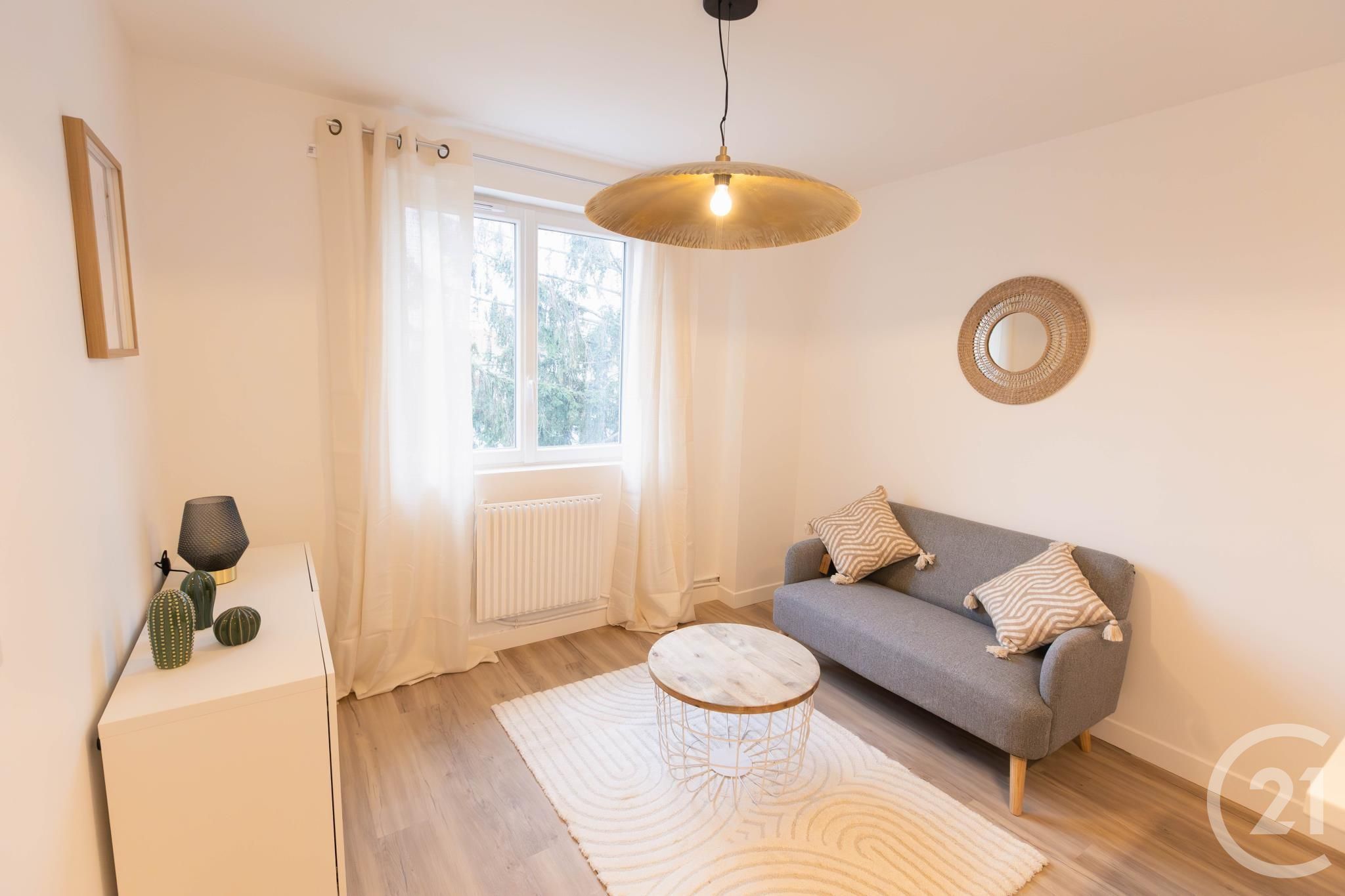 Renovated T2 32sqm Quiet Sartrouville 2nd Floor