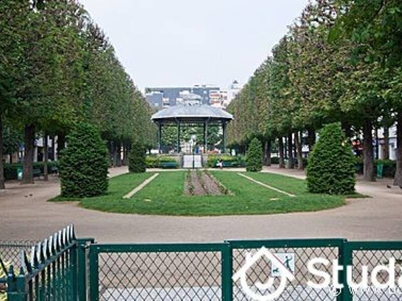 Location apartment of 60 sqm in PARIS 15