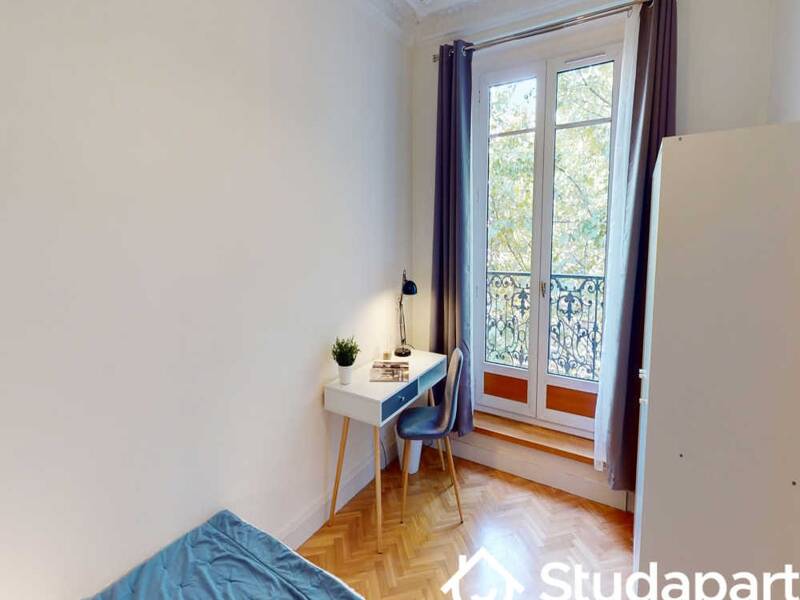 إيجار شقة بمساحة 110م² في باريس 6