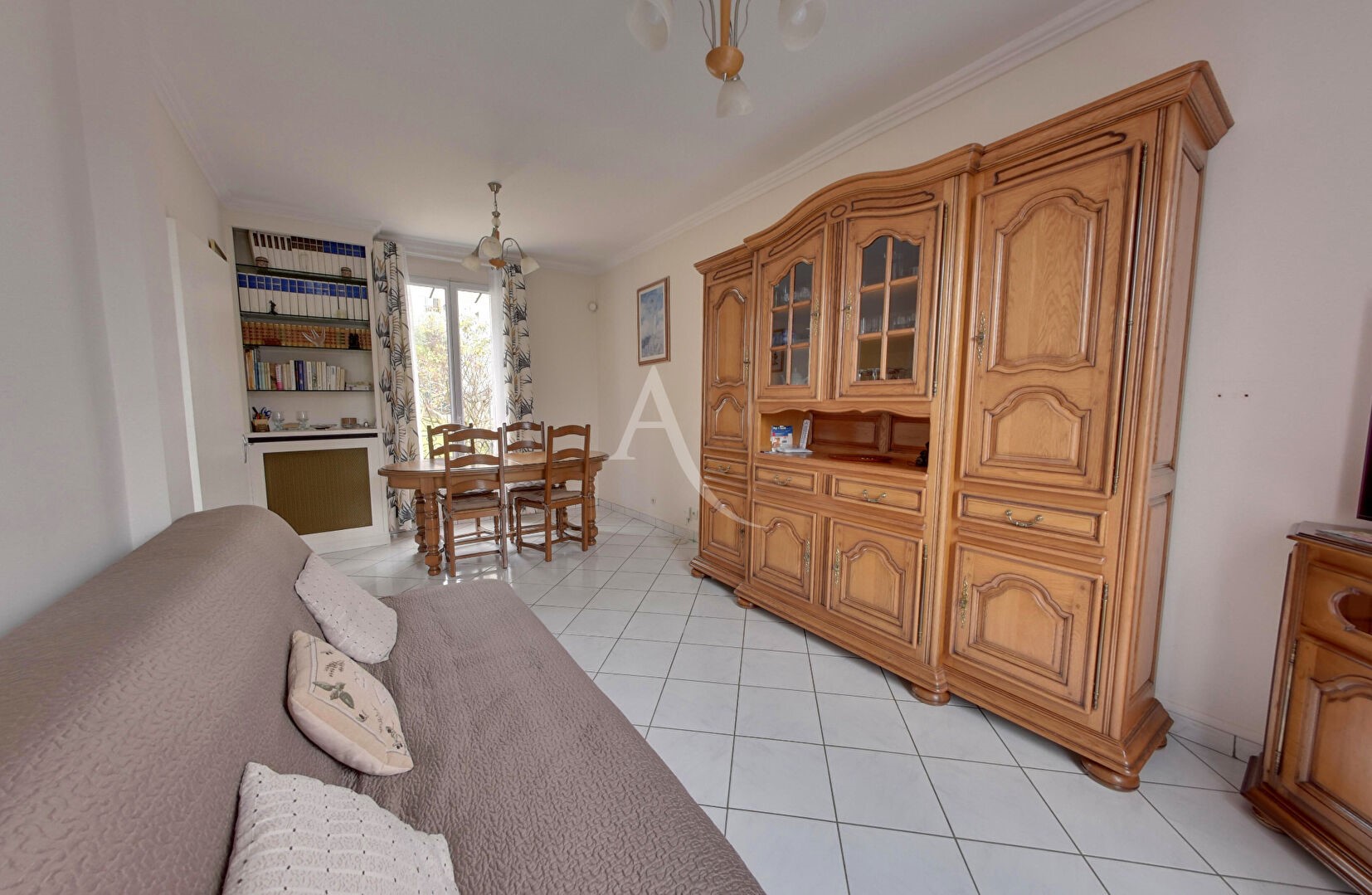 بيع منزل مساحته 67م² في نوجان سور مارن