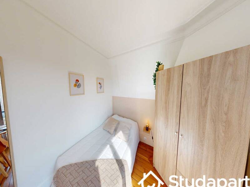 Location appartement de 50m2 à PARIS 18