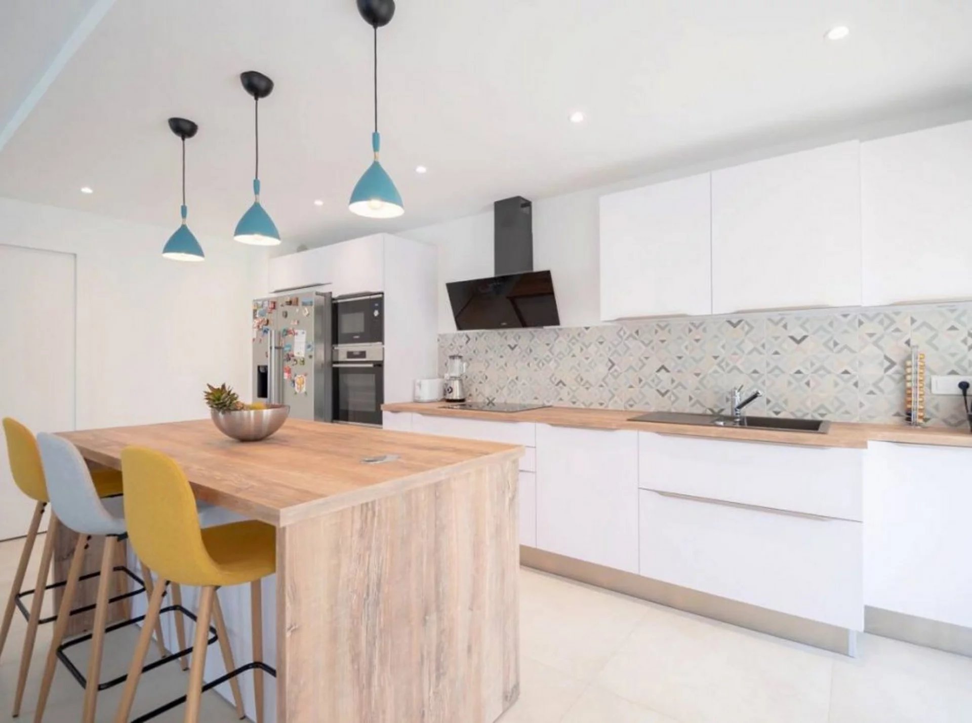 ت5 الطابق الأخير 40م² من التراس وموقف سيارات