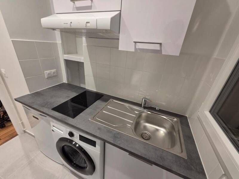 Location appartement de 28m2 à PARIS 15