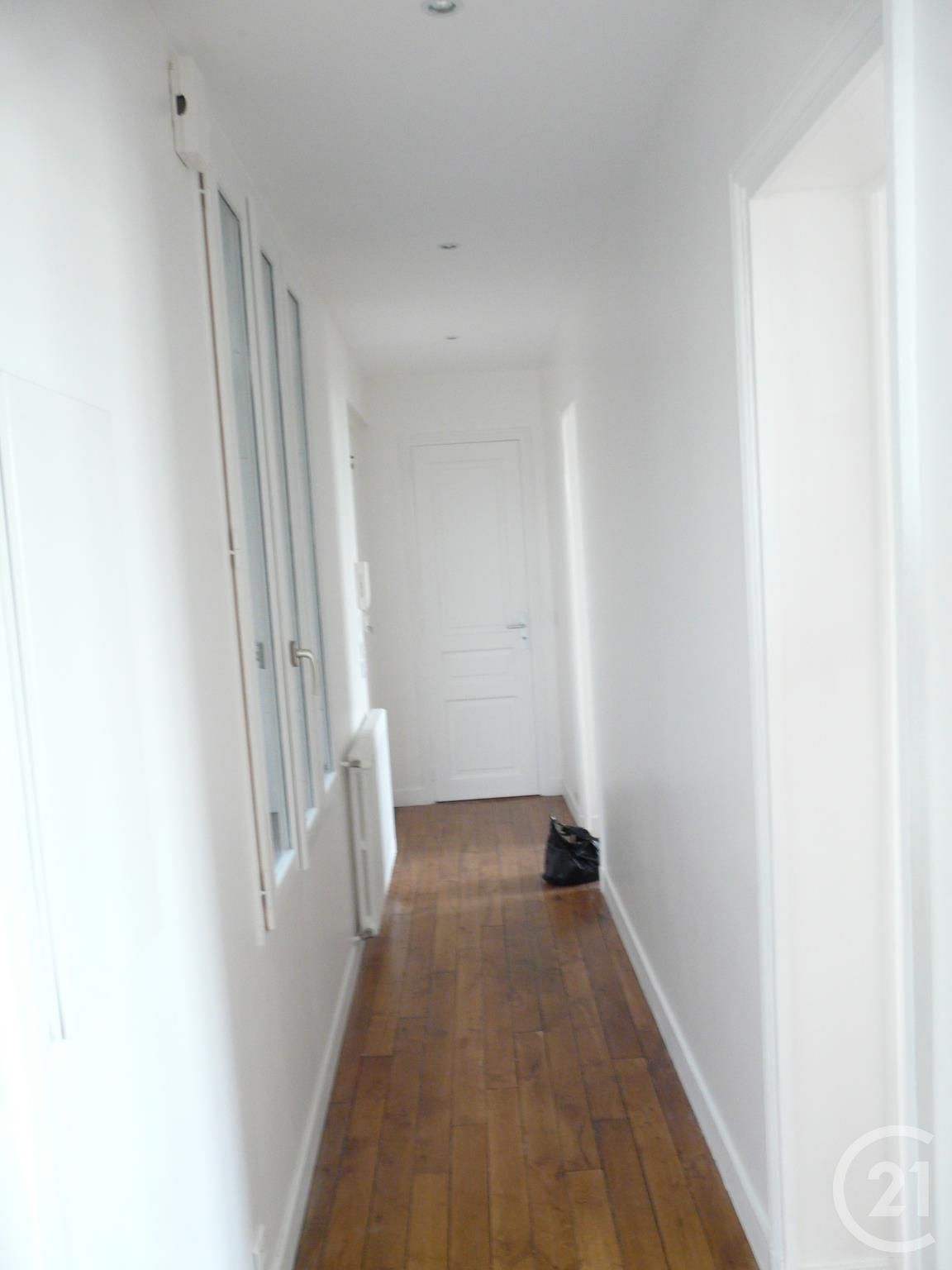 Affitto appartamento di 55 mq a MAISONS LAFFITTE