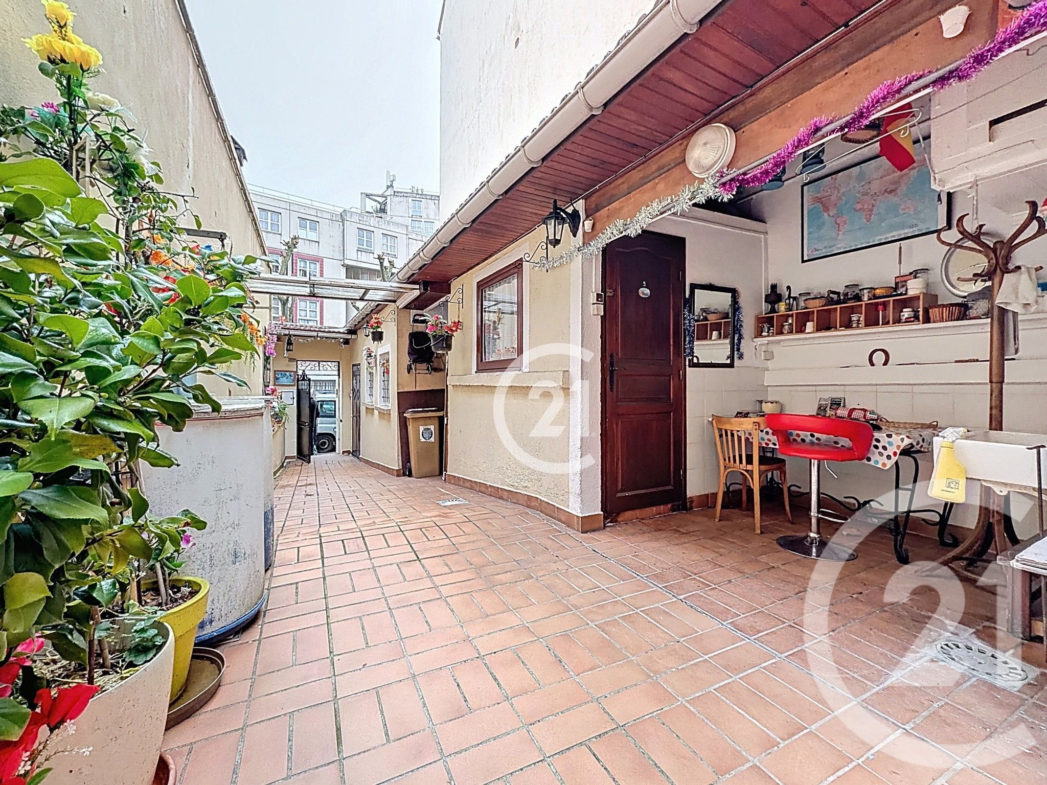 For sale: 110 sqm house in MONTREUIL