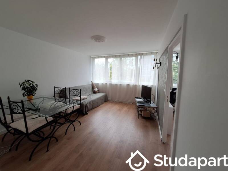 Affitto appartamento di 10 mq a MASSY