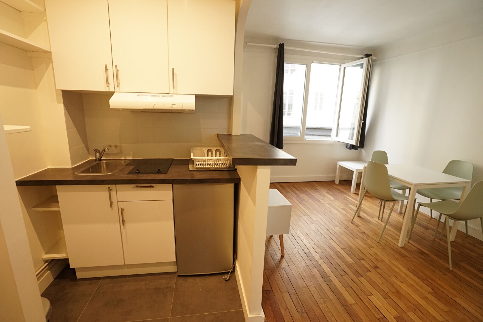 Renovated Bright Studio 19sqm Paris 14 Close to Metro