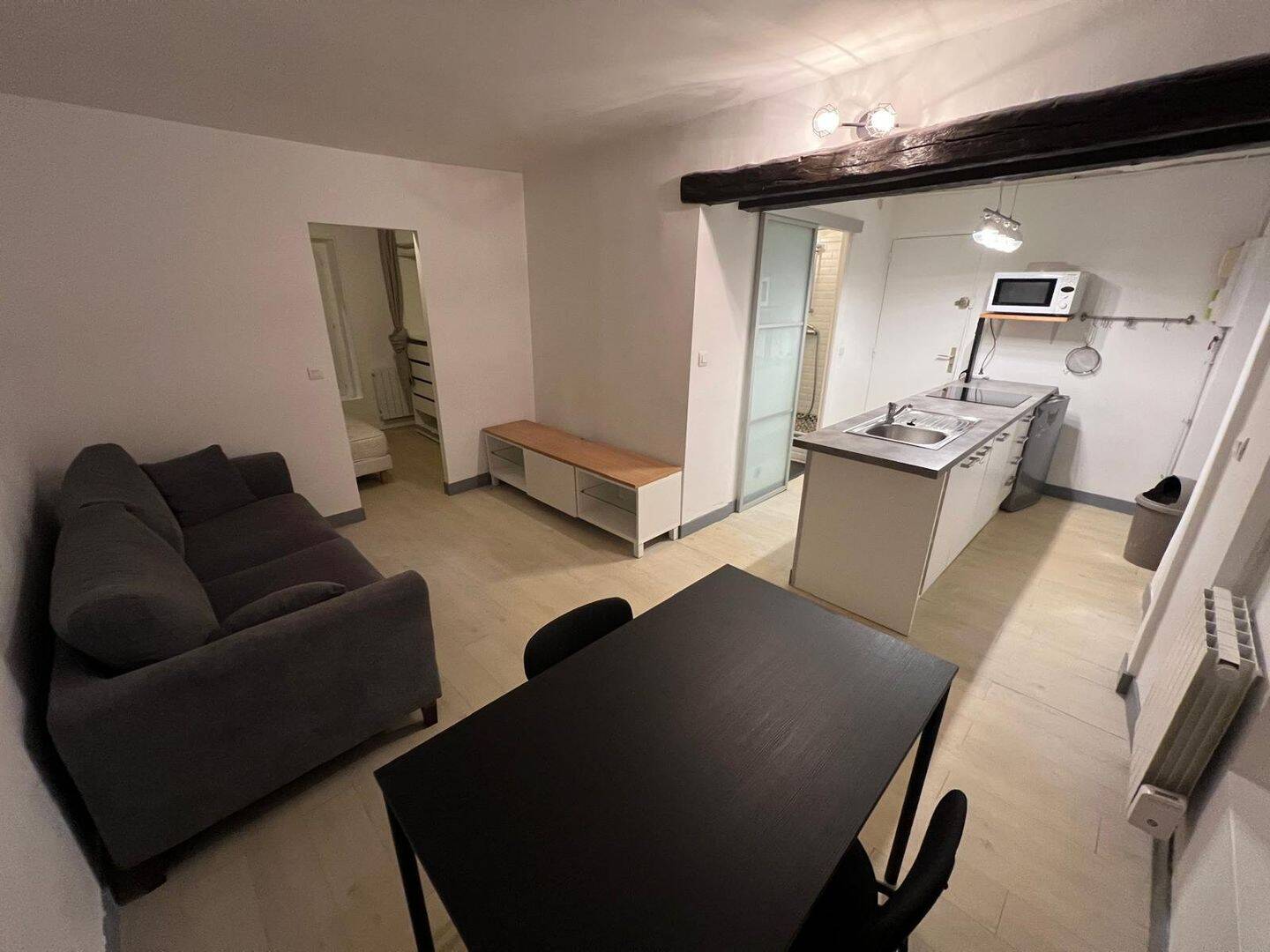 Furnished 1-bedroom 28 sqm well-organized in Bougival 78380