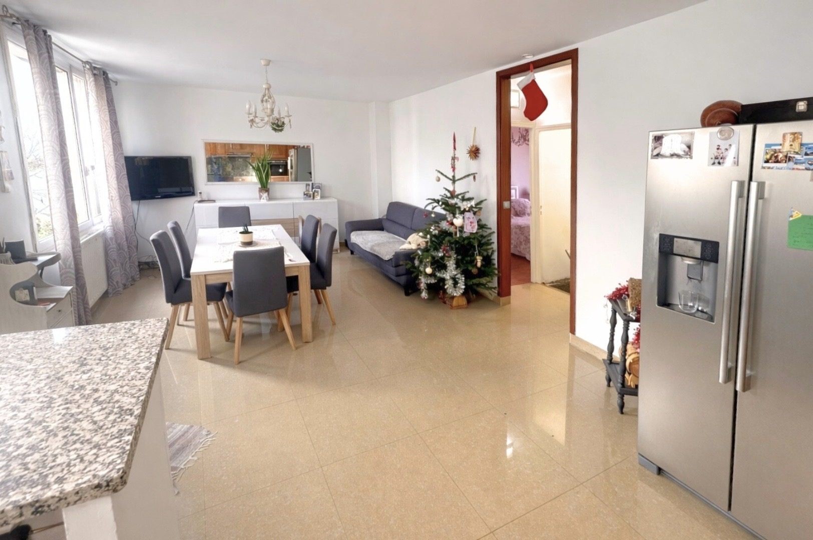 Vendita casa di 100 mq a SARTROUVILLE