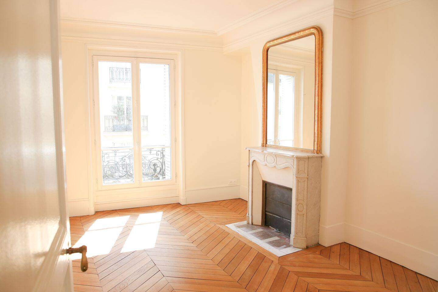 3 Locali Neuilly-sur-Seine haussmanniano