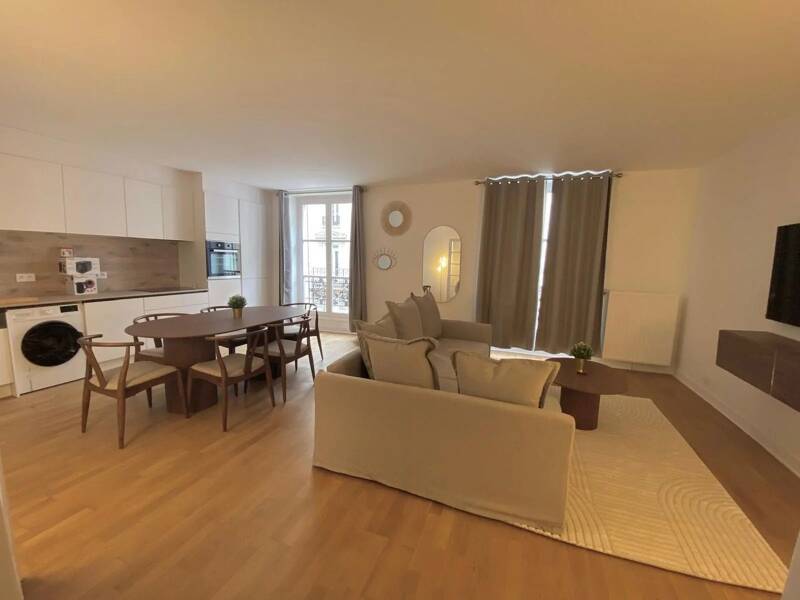 Affitto appartamento di 72 mq a PARIGI 16