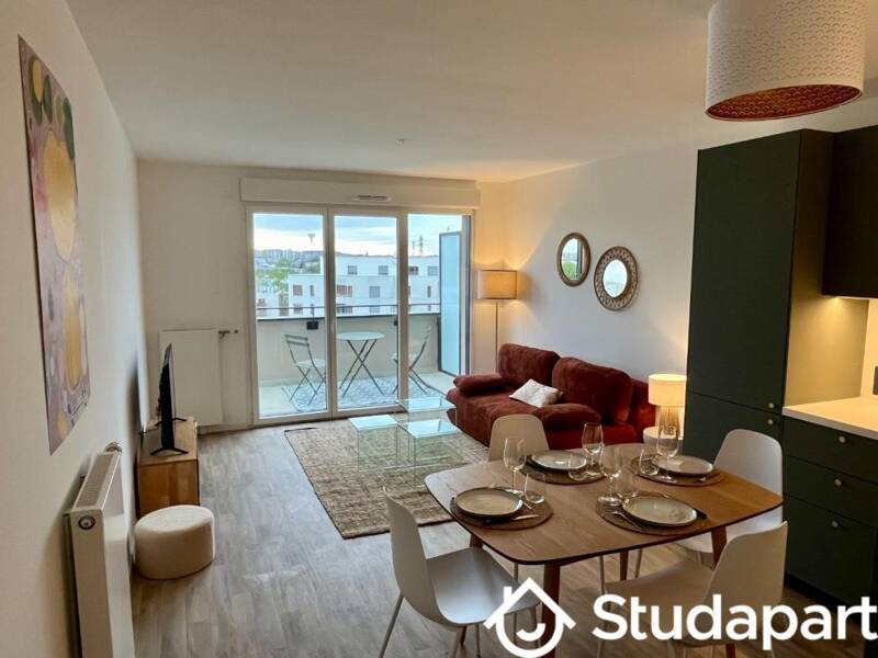 Location T2 10m² meublé dernier étage Pierrefitte sur Seine