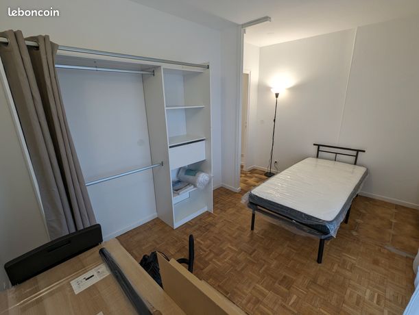 Alloggio arredato vicino RER D Moulin Galant