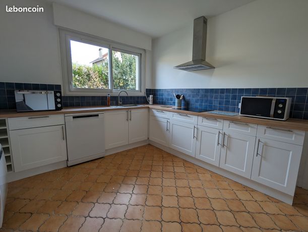 Alloggio arredato vicino RER D Moulin Galant