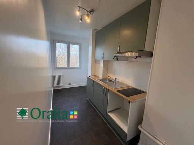 Affitto appartamento di 39 mq a MONTROUGE