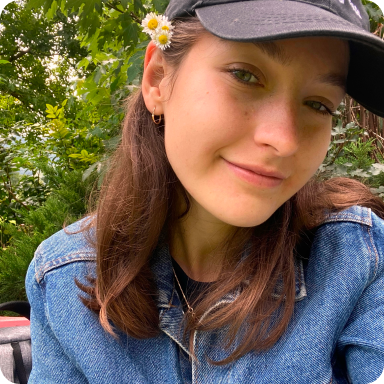 Selfies with a little flower behind my ear