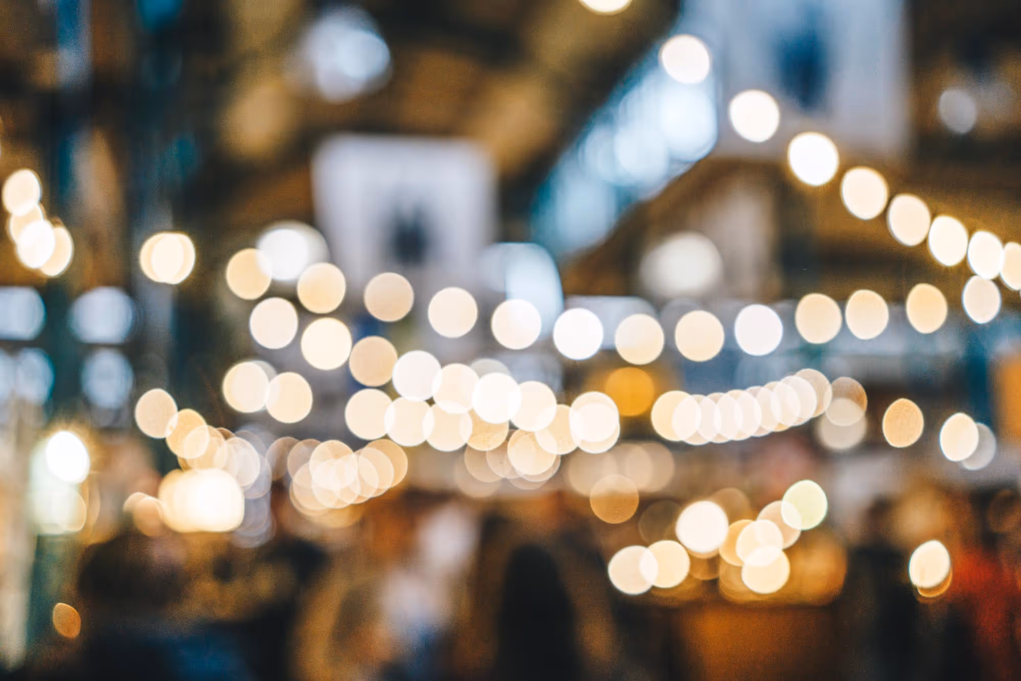 Evening entertainment and outdoor dining ambiance at Haggard Farm