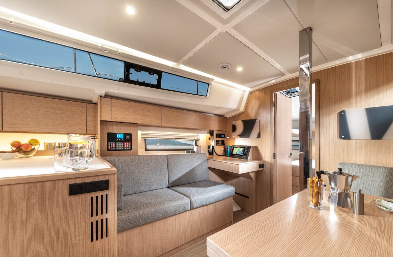 Bavaria C38