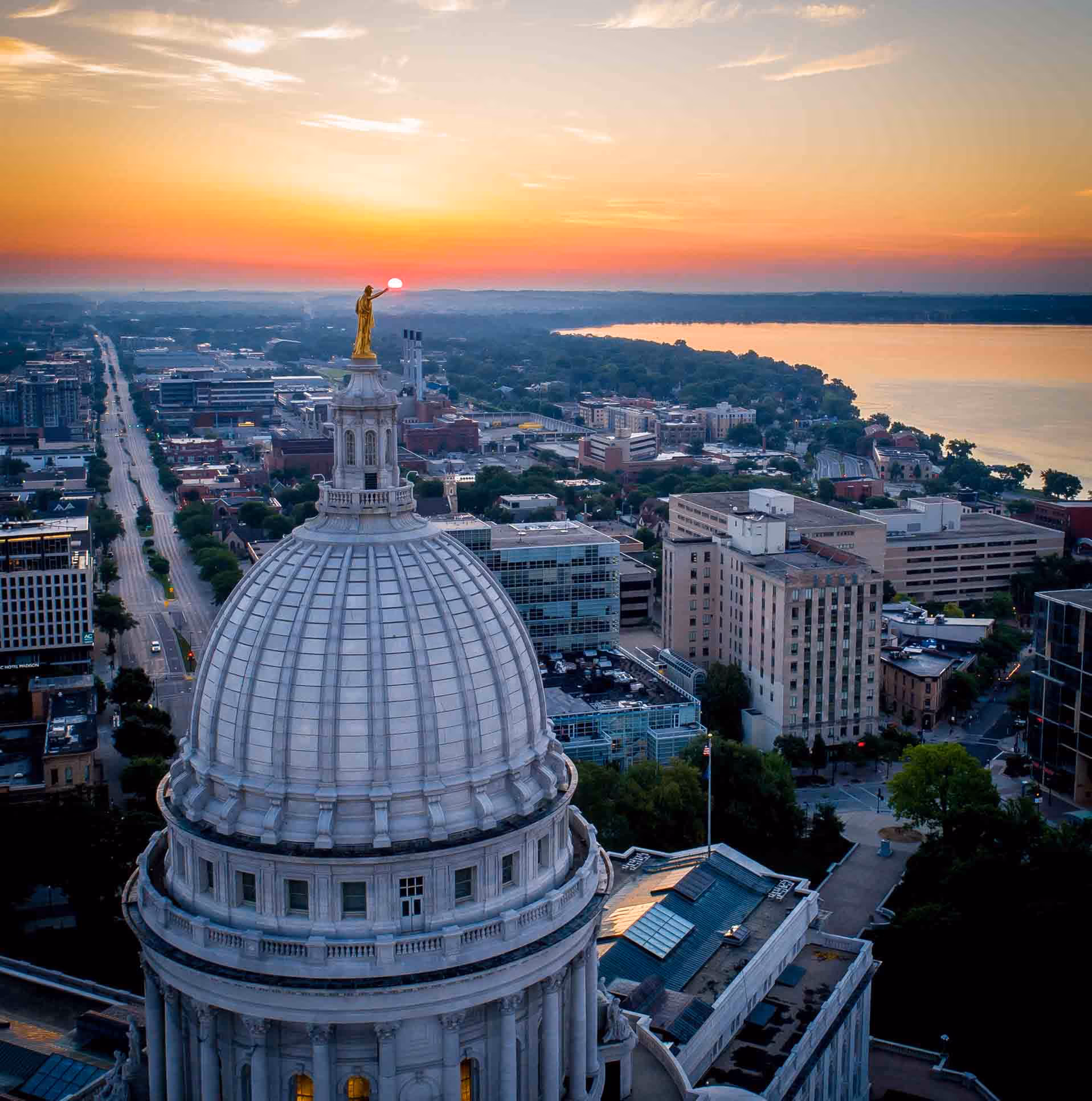 Madison, Wisconsin capitol square.