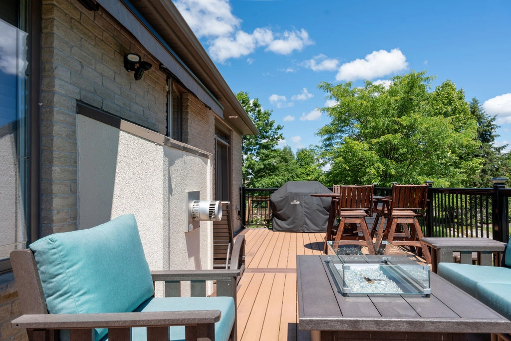 large deck space with furniture