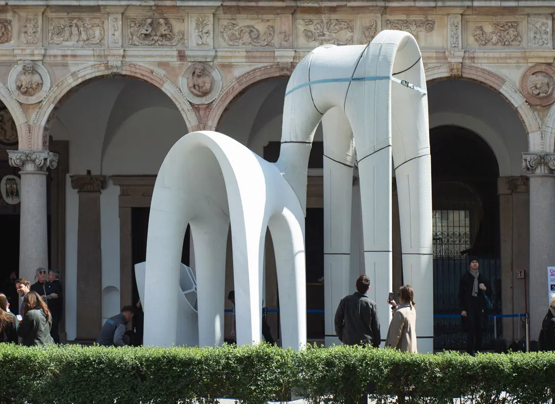 Concrete 3D printing project showcasing large white sculptural architectural forms