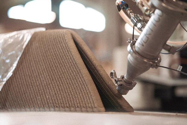 3D printing concrete architectural projects with precision robotic equipment