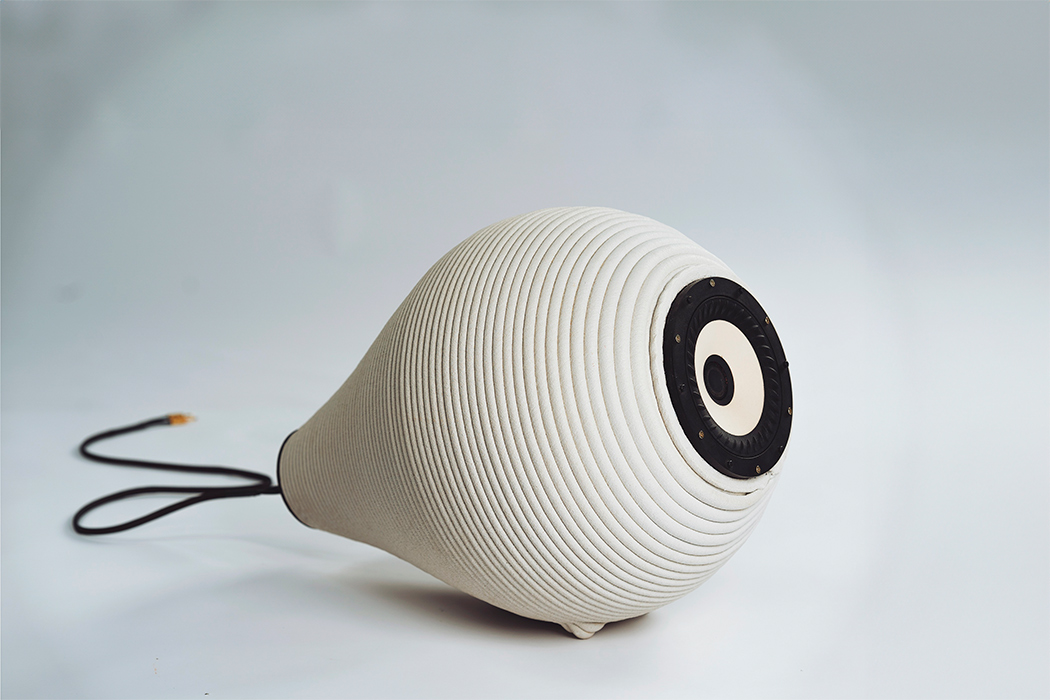 3D printed concrete speaker with ribbed texture for innovative projects