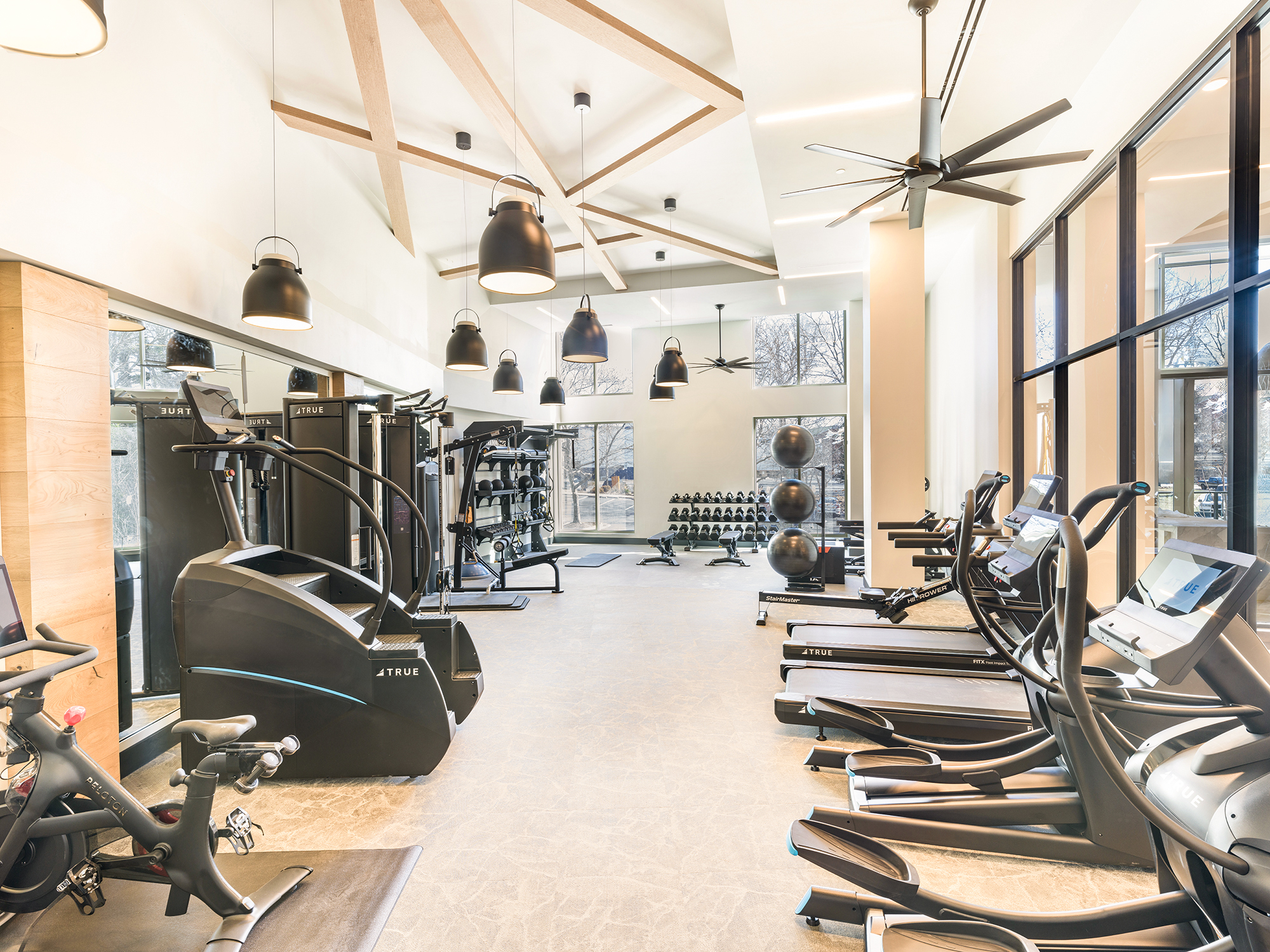 Modera Falls Church — interior view 5