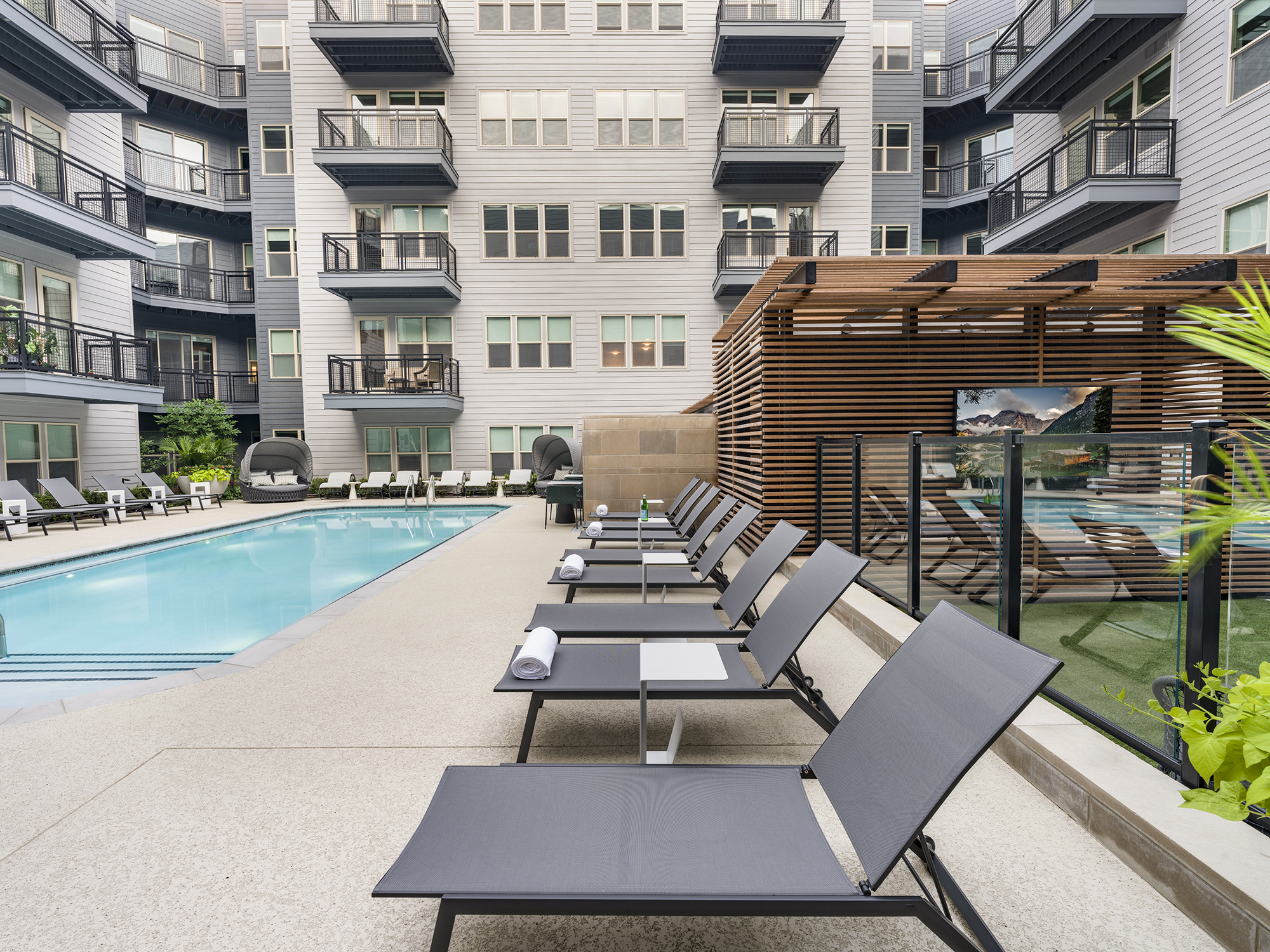 Modera Falls Church — interior view 12